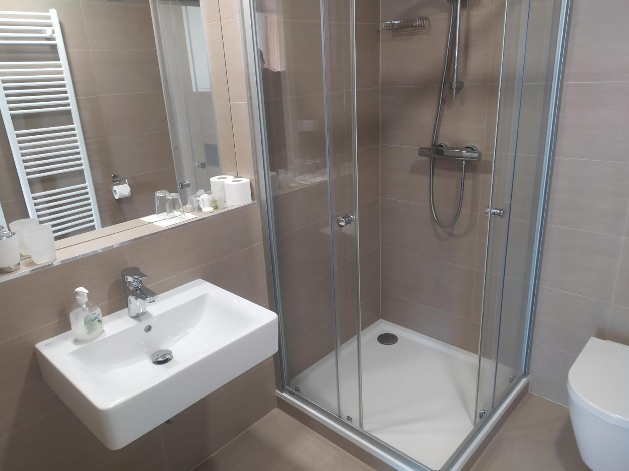 Gonda Apartments Hradec Králové Zewnętrze zdjęcie