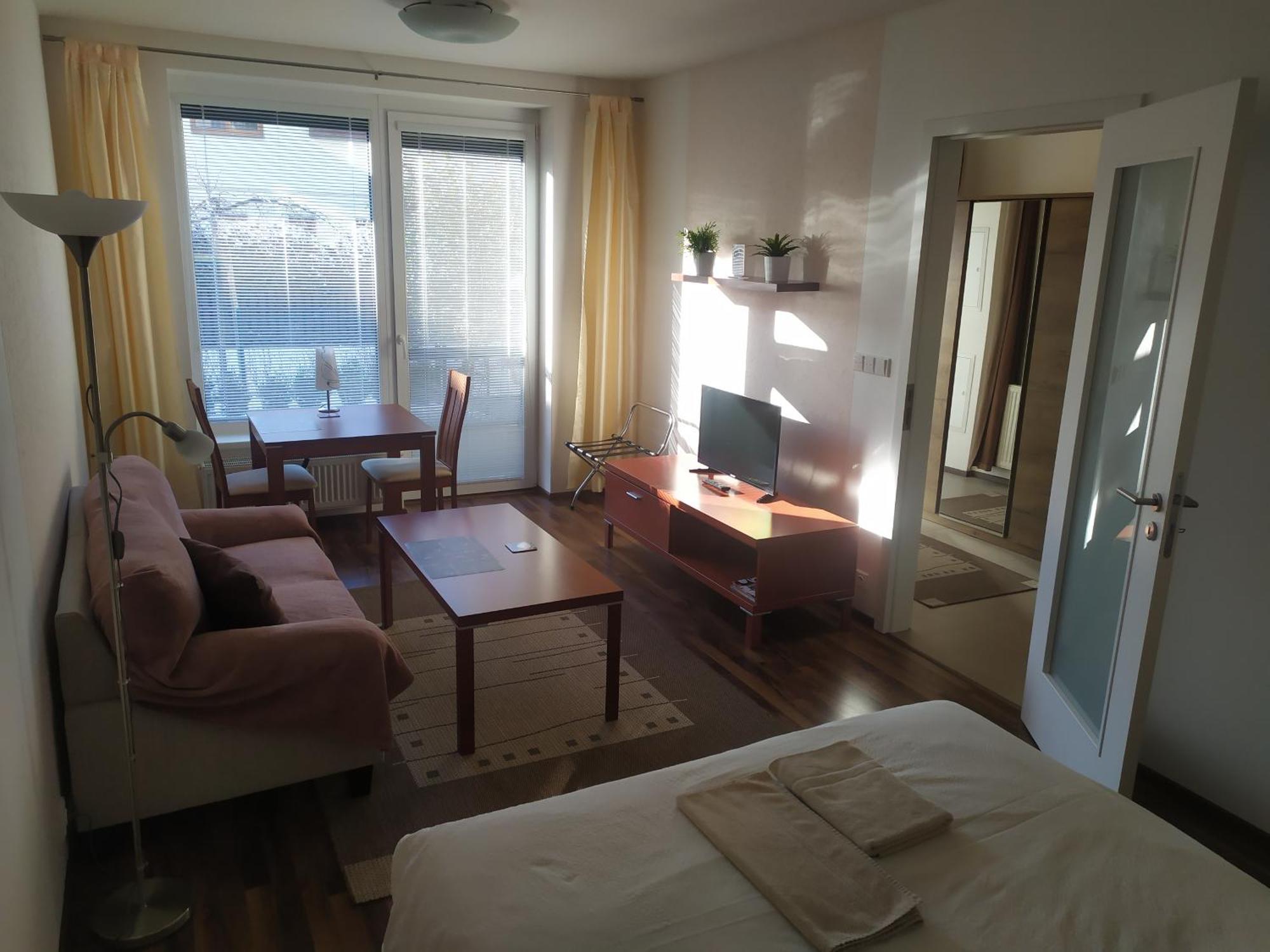 Gonda Apartments Hradec Králové Zewnętrze zdjęcie