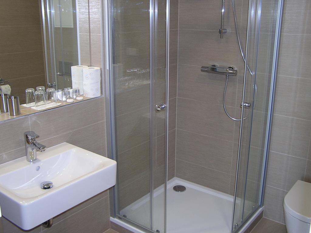 Gonda Apartments Hradec Králové Zewnętrze zdjęcie